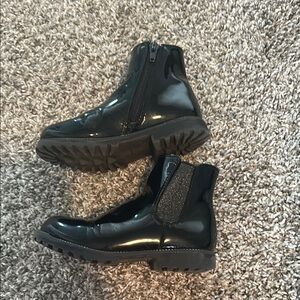 Toddler girl black zip up boots with sparkle detail size 10
